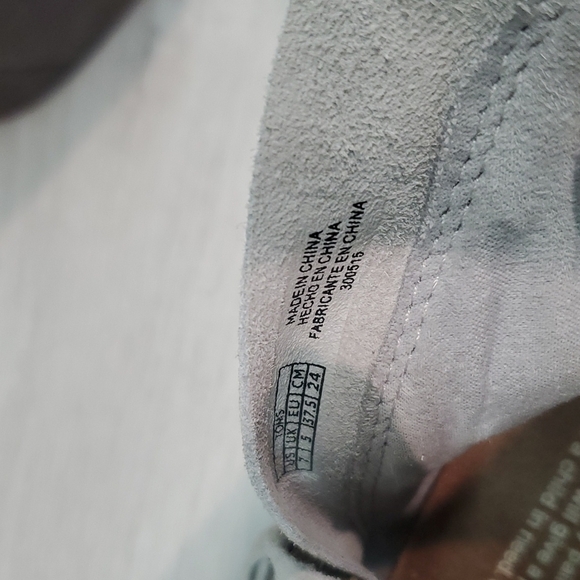 Toms Women Ankle Suede Block Heels Peep Toe Shoes boots sz 7 - Picture 14 of 15